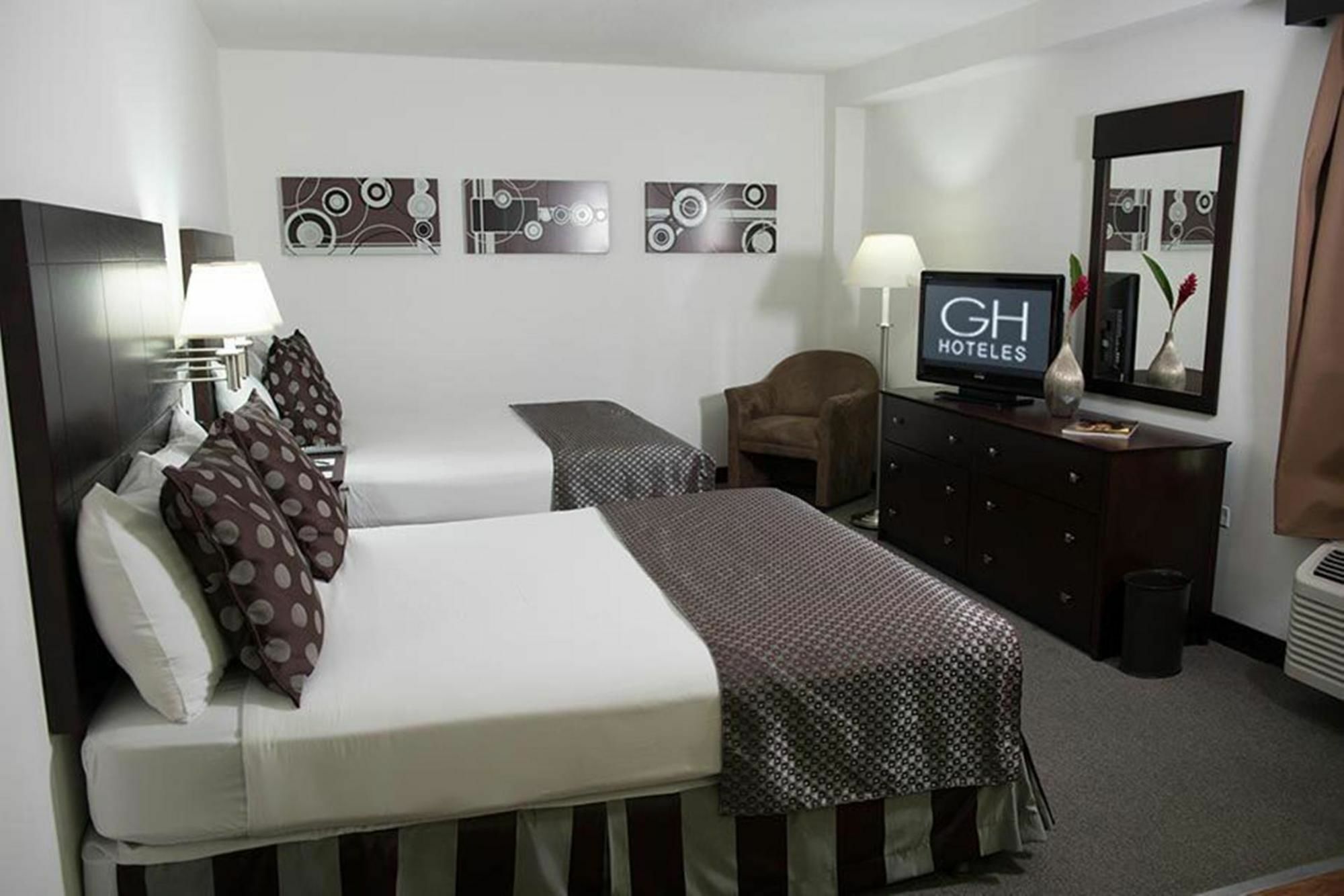 Guaparo Suites Valencia Esterno foto